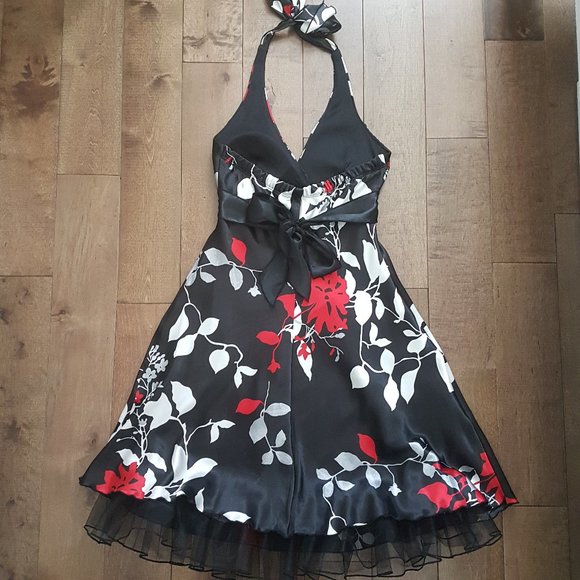 Speechless Black with Floral dress - Size 3 - Picture 2 of 8